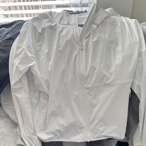 Vuori White Zip-Up Jacket - never worn’